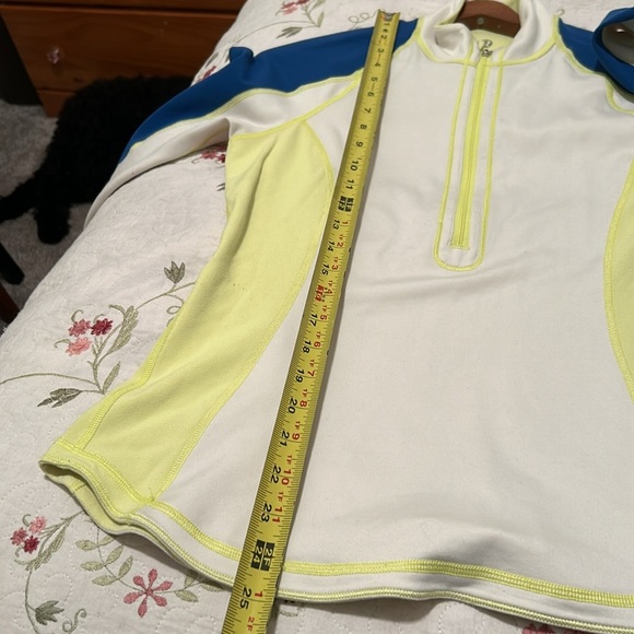 Lululemon Run: U-Turn Reversible Butter Yellow Cream Grey Blue 1/4 Zip Pullover - Picture 14 of 15